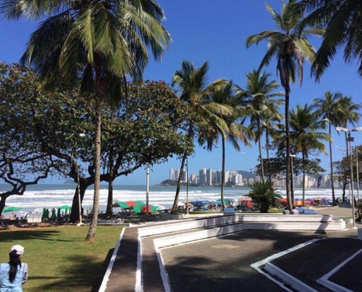 Flat Top Guaruja Luaran gambar